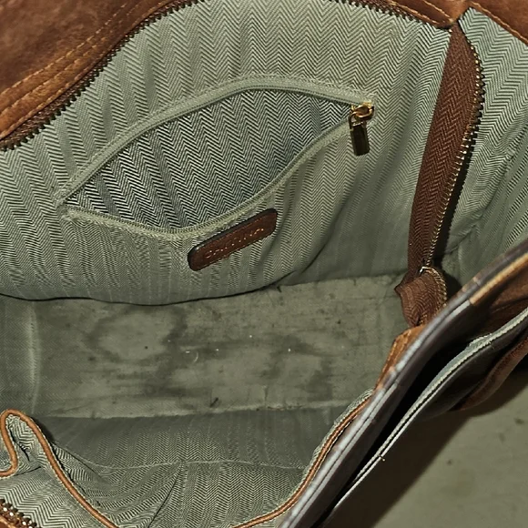 Chic Brown Crossbody Bag with Paisley Strap - Picture 4 of 7